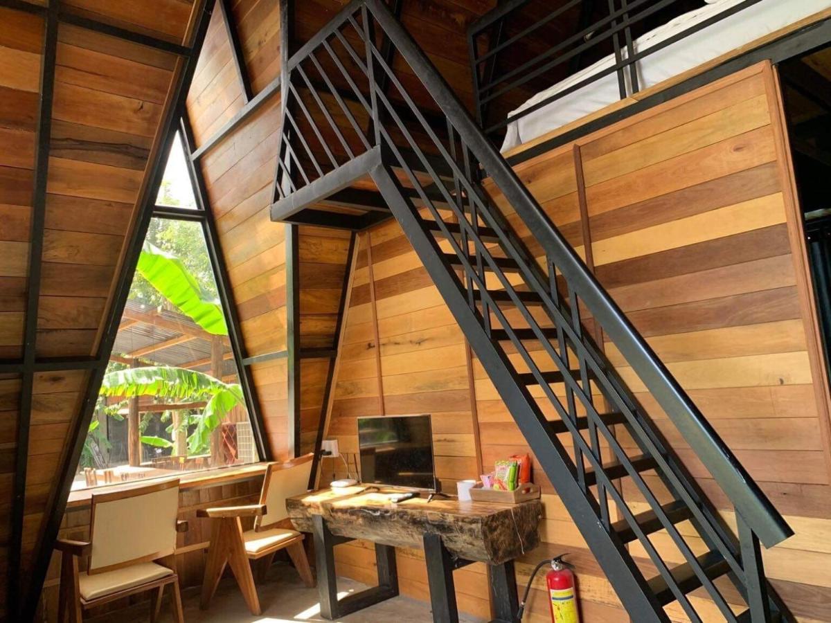 Tien Son Pleiku Homestay ภายนอก รูปภาพ